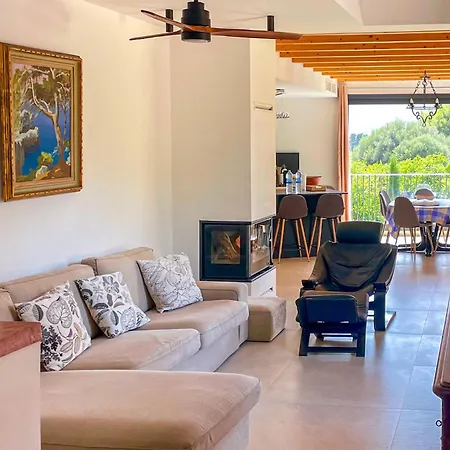 Holiday home Sivella Groc