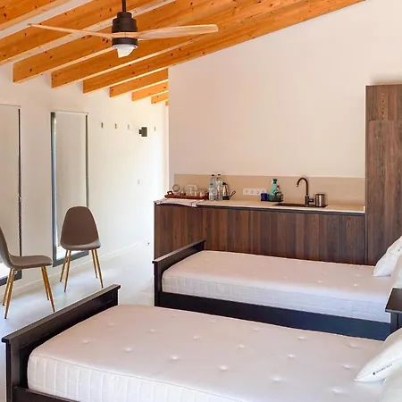Sivella Groc Holiday home *